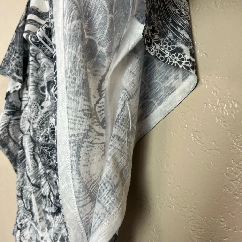 5 for $30 One world Women gray white floral‎ blouse size M - Picture 13 of 16